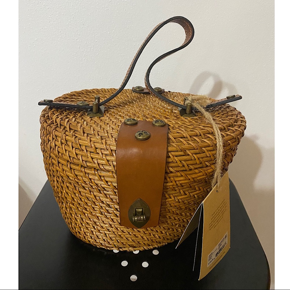 Brand new Patricia Nash basket